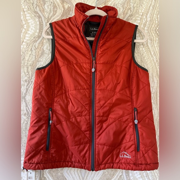 LL BEAN womens M Primaloft Quilted VEST Logo OUTDOOR layering Rust Zip Pockets - Picture 1 of 7